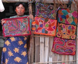 Mola: Tradicional artesania aborigen Kuna Yala